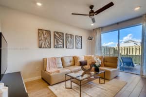 1016 SE 23rd Ave, Homestead, FL 33035, Sold 12/20/21