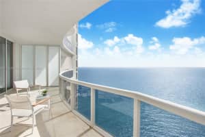 15811 Collins Ave, North Miami Beach, FL 33160, Sold 12/21/21