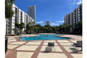 17021 N Bay Rd, Sunny Isles Beach, FL 33160, Sold 01/07/22