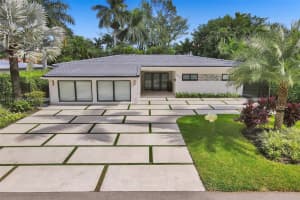 7601 Coquina Dr, North Bay Village, FL 33141, Sold 12/15/21