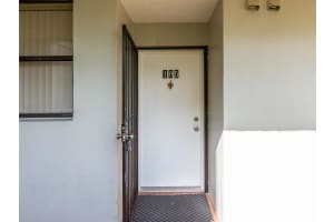 10317 NW 9th St Cir, Miami, FL 33172, Sold 11/19/21