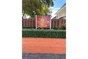 15400 SW 81st Cir Ln, Miami, FL 33193, Sold 12/08/21