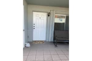 15400 SW 81st Cir Ln, Miami, FL 33193, Sold 12/08/21
