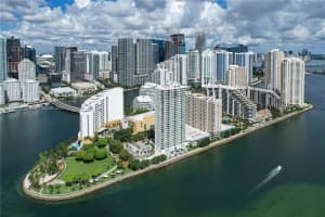 800 Claughton Island Dr, Miami, FL 33131, Sold 01/31/22