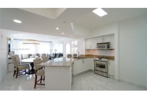 19900 E Country Club Dr, Aventura, FL 33180, Sold 01/03/22