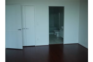 888 Biscayne Blvd, Miami, FL 33132, Sold 12/31/21