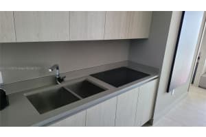 4010 S Ocean Dr r1407, Hollywood, FL 33019, Sold 05/17/22