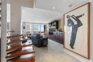 600 NE 36th St, Miami, FL 33137, Sold 12/06/21