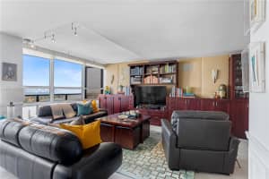 600 NE 36th St, Miami, FL 33137, Sold 12/06/21