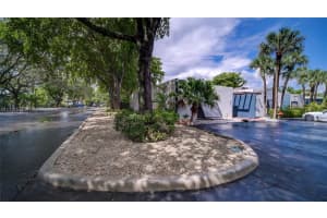 6393 Jack Rabbit Ln, Miami Lakes, FL 33014, Sold 11/30/21