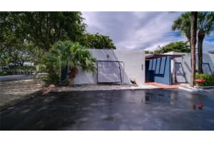 6393 Jack Rabbit Ln, Miami Lakes, FL 33014, Sold 11/30/21