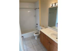 8430 SW 8th St #401b, Miami, FL 33144, Sold 01/14/22