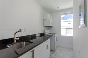 918 Jefferson Ave, Miami Beach, FL 33139, Sold 12/21/21