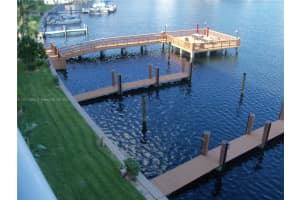 410 Golden Isles Dr, Hallandale Beach, FL 33009, Sold 03/24/22