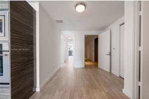 460 NE 28th St, Miami, FL 33137, Sold 03/24/22