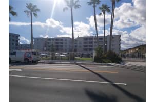 8231 NW 8th St, Miami, FL 33126, Sold 01/14/22