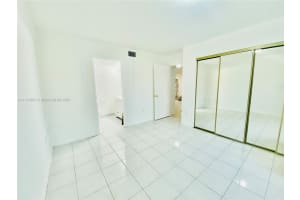 2735 W 61st Pl, Hialeah, FL 33016, Sold 11/03/21