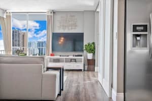 2829 Indian Creek Dr, Miami Beach, FL 33140, Sold 11/18/21