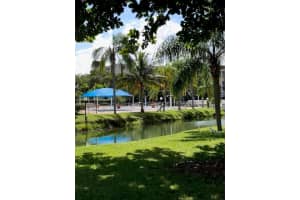 604 NE 2nd St, Dania Beach, FL 33004, Sold 03/23/22