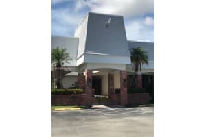 604 NE 2nd St, Dania Beach, FL 33004, Sold 03/23/22