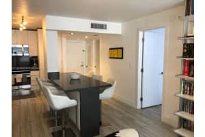 9360 Fontainebleau Blvd, Miami, FL 33172, Sold 12/29/21