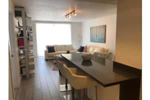 9360 Fontainebleau Blvd, Miami, FL 33172, Sold 12/29/21