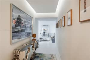 1541 Brickell Ave B2204, Miami, FL 33129, Sold 08/09/22