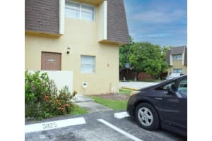 5825 Blueberry Ct, Lauderhill, FL 33313, Sold 11/16/21