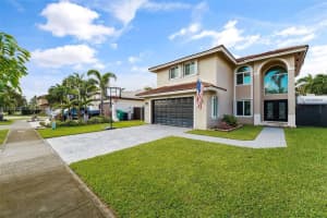 16065 SW 100th Ln, Miami, FL 33196, Sold 11/29/21