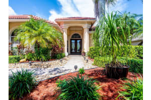 305 Egret Ln, Weston, FL 33327, Sold 12/07/21
