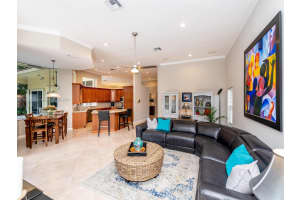 305 Egret Ln, Weston, FL 33327, Sold 12/07/21