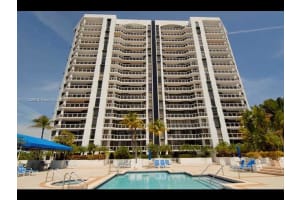 3600 Yacht Club Dr, Aventura, FL 33180, Sold 03/18/22