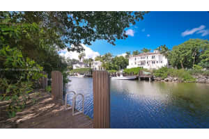301 Casuarina Concourse, Coral Gables, FL 33143, Sold 03/15/22
