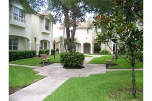 415 NW 109th Ave, Pembroke Pines, FL 33026, Sold 12/28/21