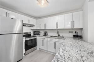 2301 Collins Ave APT 328, Miami Beach, FL 33139, - MLS#A11112205