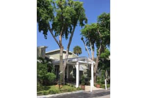 17320 NW 67th Pl g7, Hialeah, FL 33015, Sold 03/18/22
