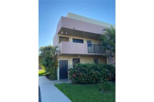 120 NW 87th Ave APT F201, Miami, FL 33172, Sold 11/26/21