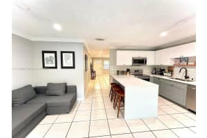 4217 SW 136th Pl, Miami, FL 33175, Sold 11/30/21