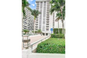 1228 West Ave, Miami Beach, FL 33139, Sold 04/07/22