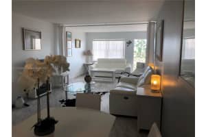 730 Pennsylvania Ave, Miami Beach, FL 33139, Sold 12/20/21