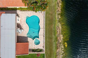 5333 NW 105th Ct, Doral, FL 33178, Sold 12/17/21