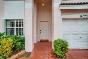 10075 SW 163rd Pl, Miami, FL 33196, Sold 12/03/21
