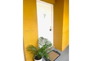 9715 Fontainebleau Blvd E312, Miami, FL 33172, Sold 11/29/21