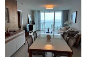 800 Claughton Island Dr, Miami, FL 33131, Sold 12/10/21