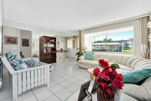 3211 Abbott Ln, Hollywood, FL 33021, Sold 11/23/21