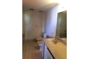 21075 NE 34th Ave, Miami, FL 33180, Sold 12/16/21