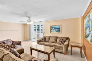1833 S Ocean Dr # 204, Hallandale Beach, FL 33009, Sold 11/30/21