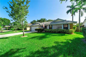 4017 NW 72nd Ave, Coral Springs, FL 33065, Sold 12/15/21