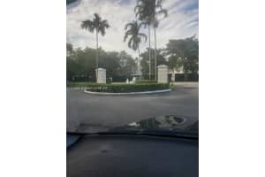 800 NE 195th St, Miami, FL 33179, Sold 03/25/22