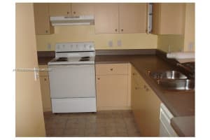 2451 Centergate Dr, Miramar, FL 33025, Sold 11/30/21